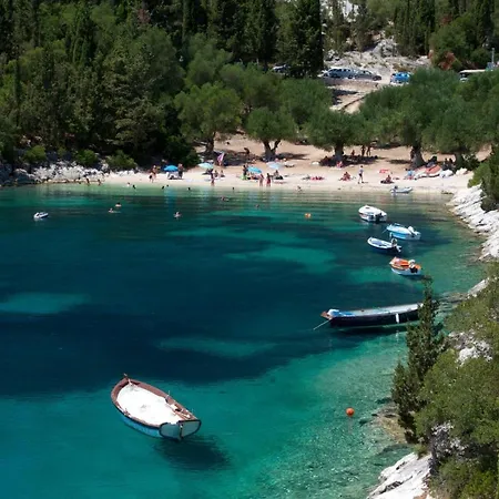 Luxury Seafront Liberty With Pool In Willa *