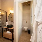 Luxury Seafront Liberty With Pool In Fiskardo