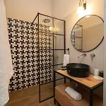 Luxury Seafront Liberty With Pool In Vila Fiskardo
